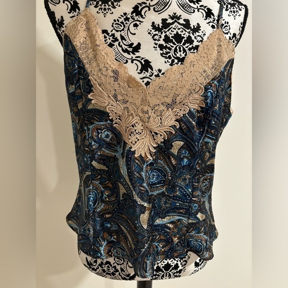 Victoria’s Secret Lingerie top - Picture 2 of 13